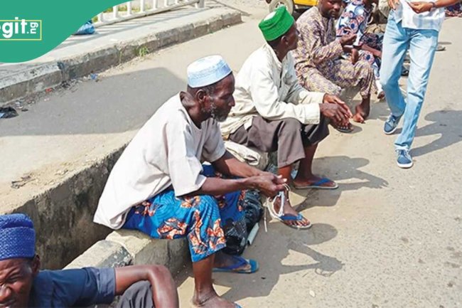 Street beggars caught with dollar bill, wads of naira in Kwara