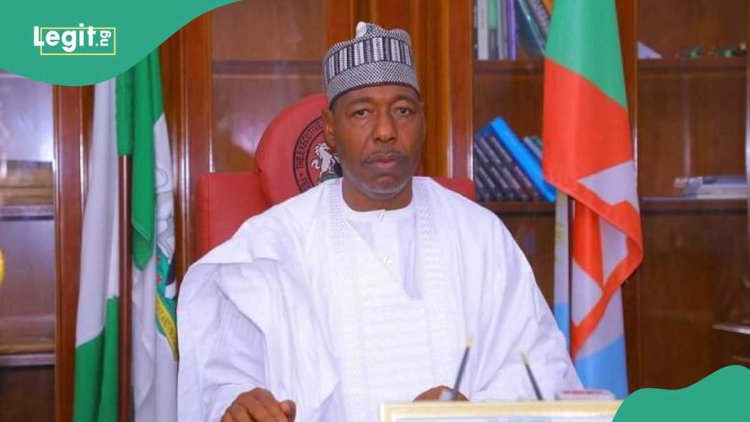 Drama as top governor gives N300k to each parents of 90 students, gives reason