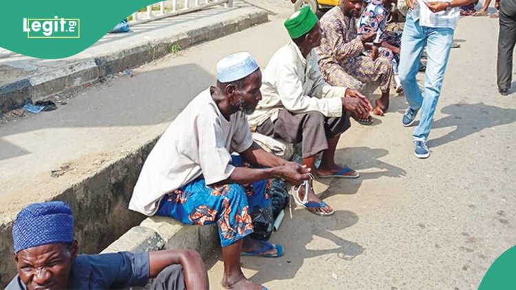 Street beggars caught with dollar bill, wads of naira in Kwara