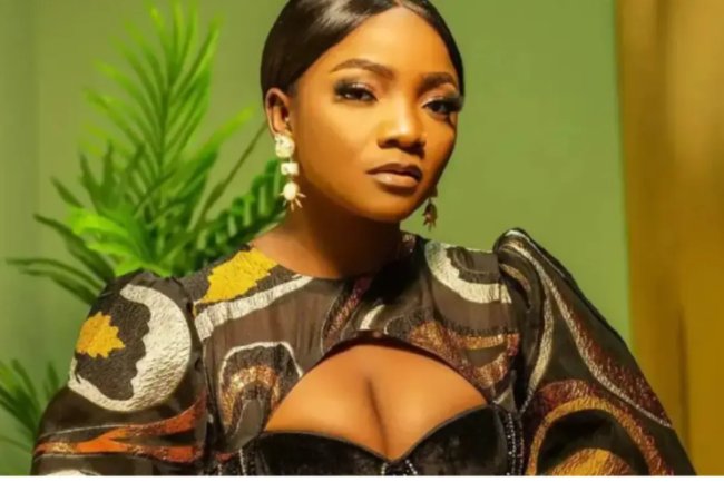 Simi dragged online after TikToker Mirabel admits faking rape claim